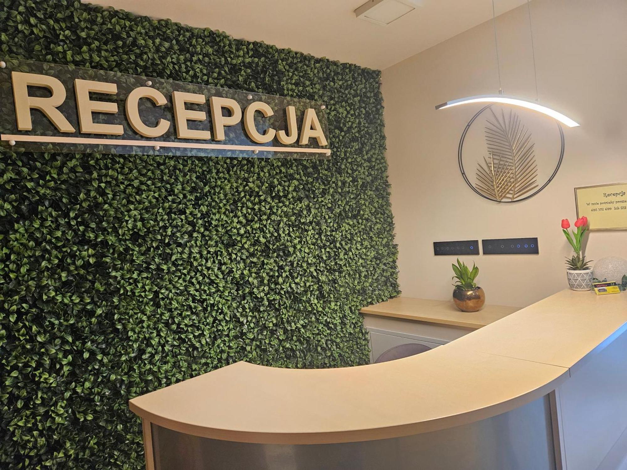 Hotelik Sj Łódź Exterior foto